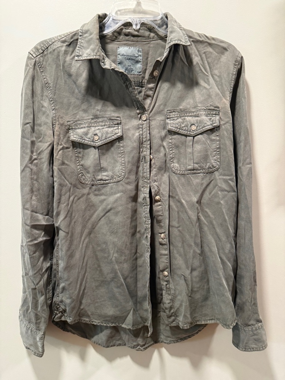 American Eagle Outfitters army greenButton-Down Shirt